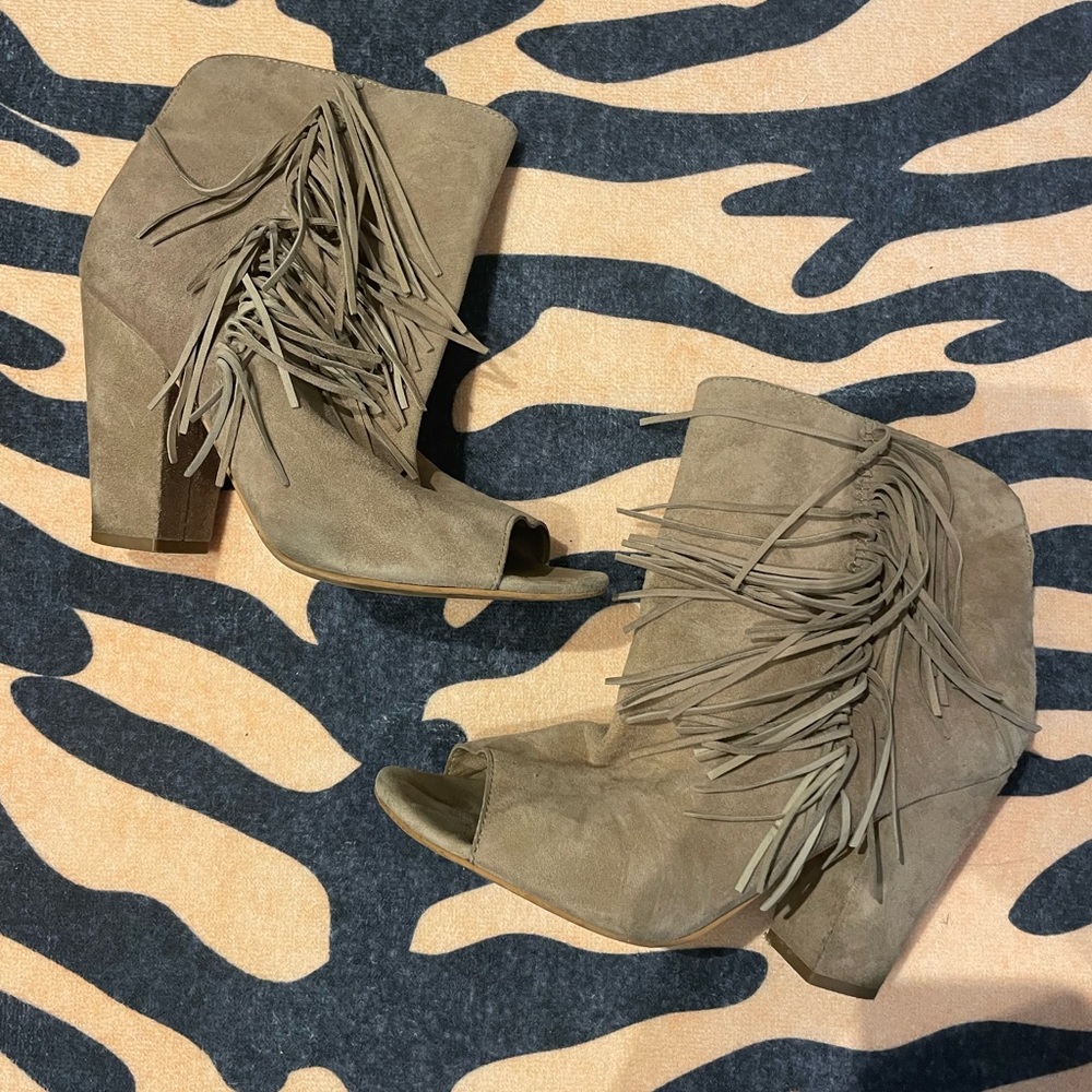 Dolce Vita booties